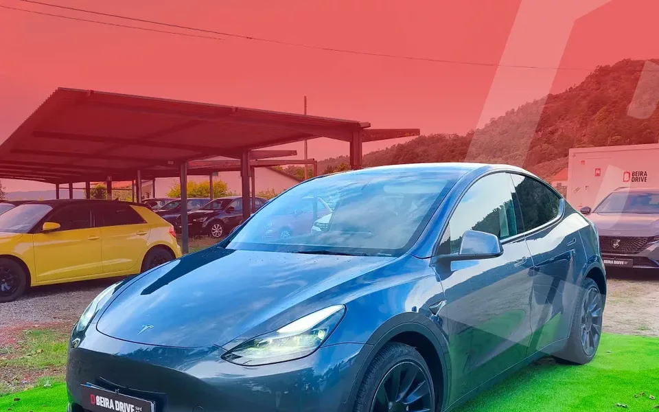 Tesla Model Y Long Range Tração Integral