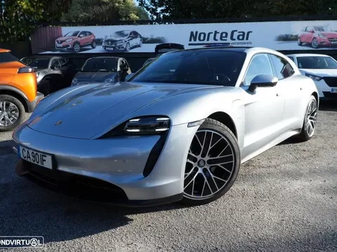 Porsche Taycan Sport Turismo Black Edition