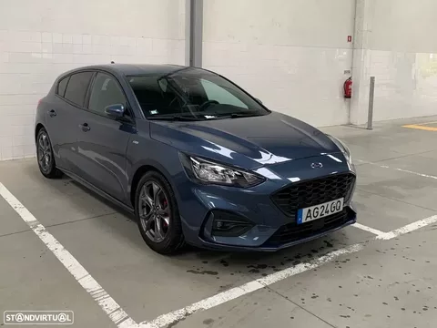Ford Focus 1.0 EcoBoost MHEV ST-Line X