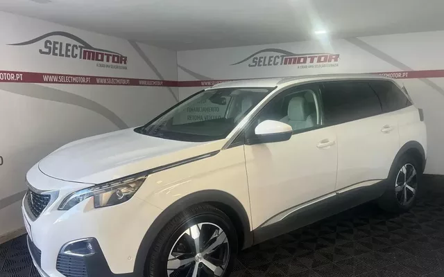 Peugeot 5008 PureTech 130 Stop & Start Allure Business-Pack