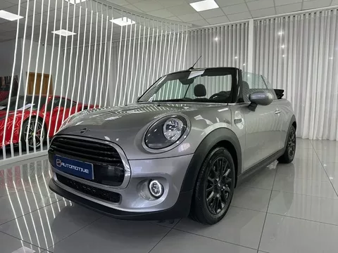 MINI Mini Mini Cabrio Cooper Aut. - 23990€ en Utrera