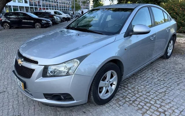 Chevrolet Cruze 1.6 LS