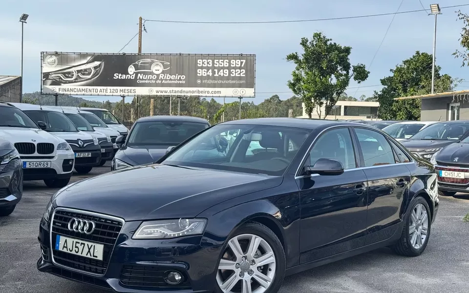 Audi A4 2.0 TDI DPF quattro Attraction