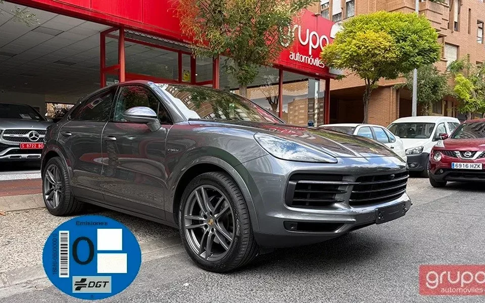PORSCHE Cayenne Cayenne E-Hybrid Platinum Edition Coupé Aut.