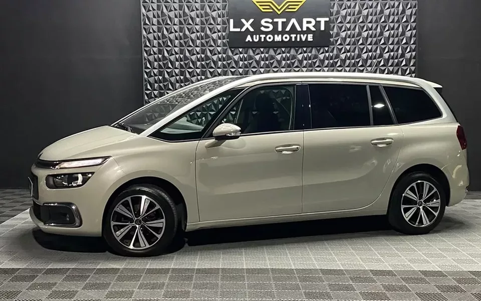 Citroën C4 Spacetourer PureTech 130 Stop&Start EAT8 SHINE