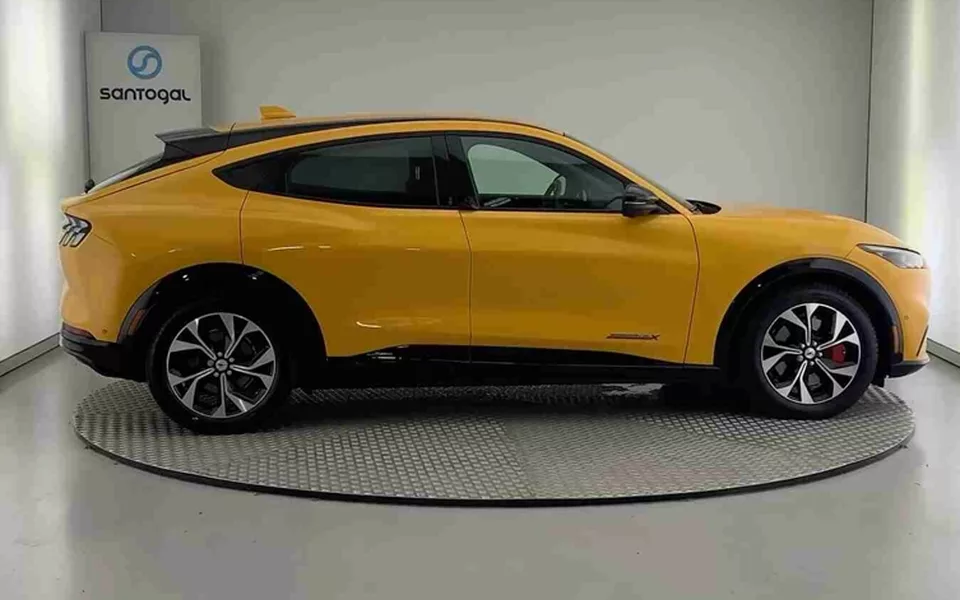 FORD - Mustang Mach-E - Mustang Mach-E Premium AWD