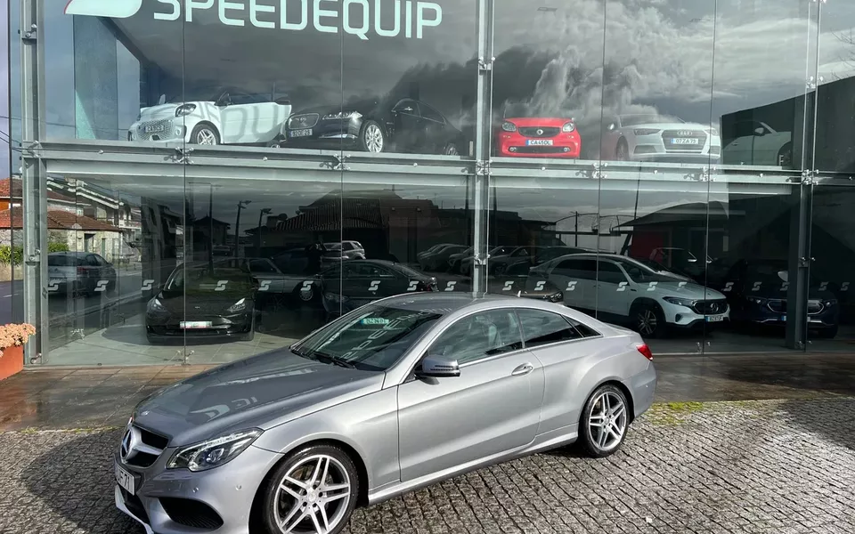 Mercedes-Benz E 220 CDI DPF BlueEFFICIENCY 7G-TRONIC Avantgarde