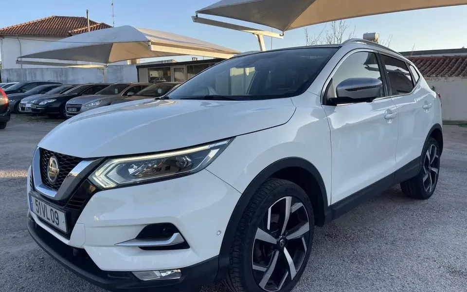 Nissan Qashqai 1.6 dCi Tekna 19 Pele