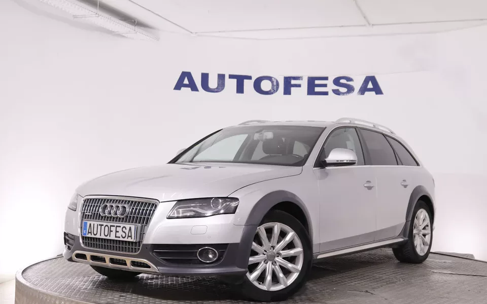 Audi A4 Allroad QUATTRO 3.0 TDI AUTO 240CV 5P # CUERO,NAVY,PARKTRONIC