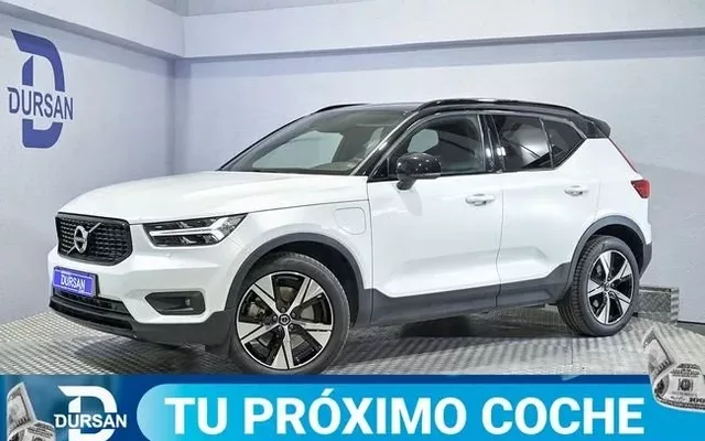 VOLVO XC40 1.5 T5 Twin Recharge RDesign Auto