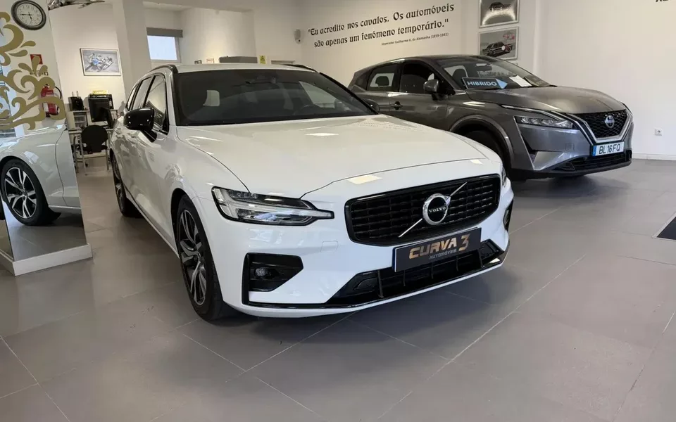 Volvo V60 2.0 B4 R-Design Geartronic