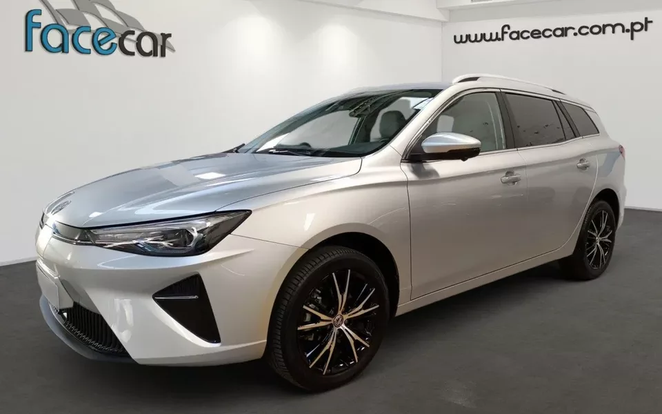 MG MG5 5 Standard Luxury