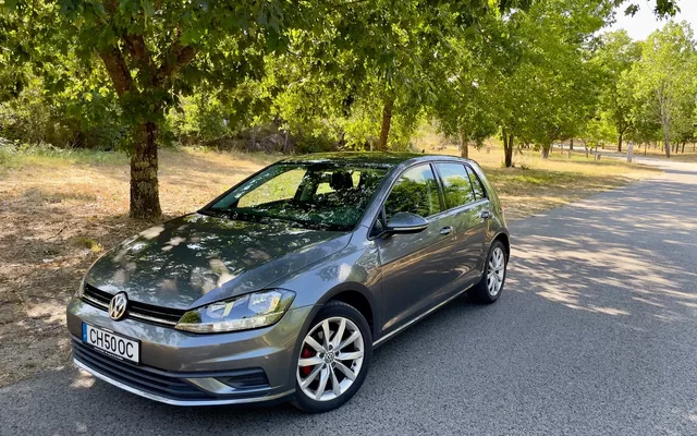 VW Golf 1.6 TDI Confortline DSG