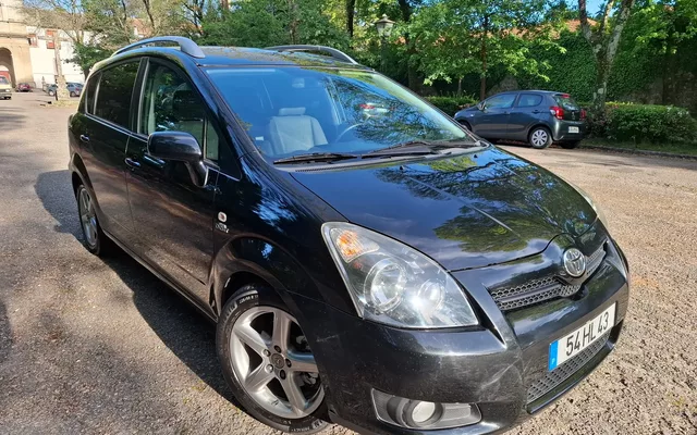 Toyota Corolla Verso 2.2 D-4D Sol