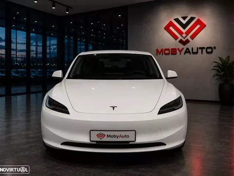 Tesla Model 3 Tração Traseira