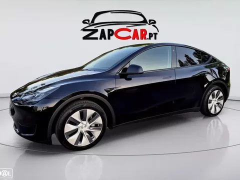 Tesla Model Y RWD