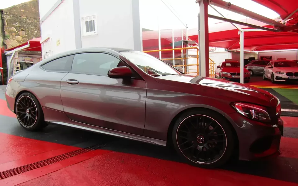Mercedes-Benz C 220 d AMG Line