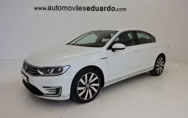 VOLKSWAGEN Passat Passat GTE 1.4 TSI