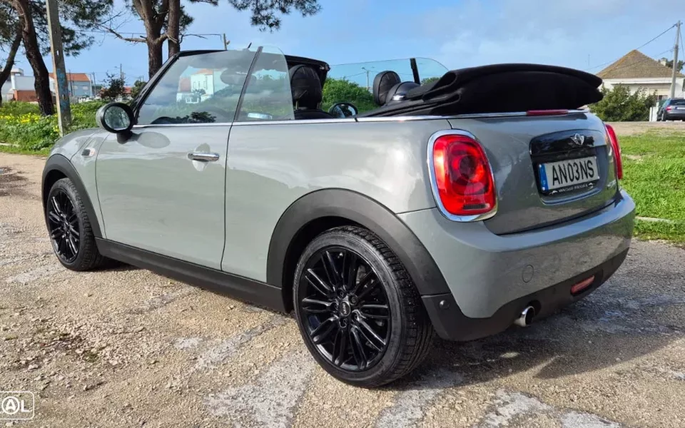 MINI Cabrio Cooper D Aut.