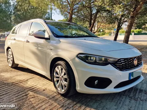 Fiat Tipo Station Wagon 1.3 M-Jet Lounge