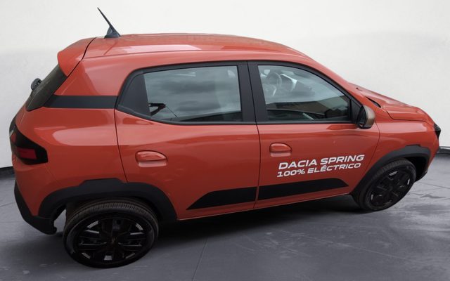 Dacia Spring Extreme Electric 48kW (65CV)