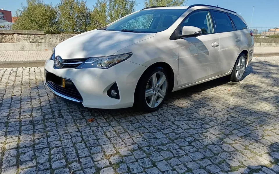 Toyota Auris 1.4 D-4D Comfort+Pack Sport