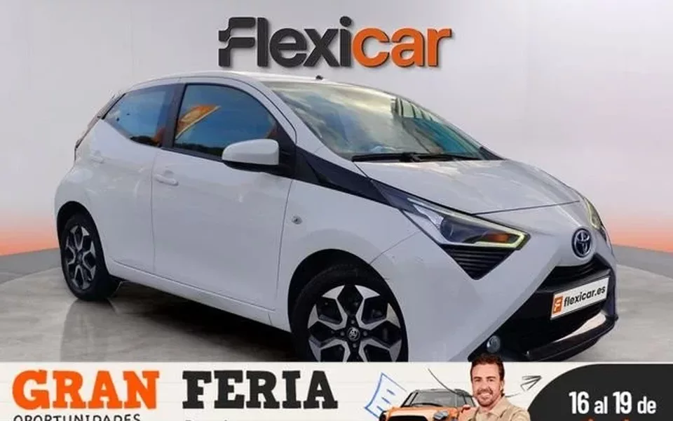 TOYOTA Aygo Aygo 70 x-play