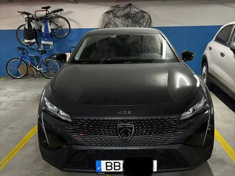 Peugeot 408 1.2 PureTech Allure Pack EAT8