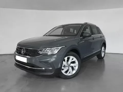 VOLKSWAGEN Tiguan Nuevo Connect 1.5 TSI SG6 96 kW (130 CV) (AX13AX12)