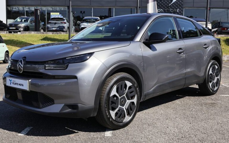 Citroën C4 1.2 PureTech Plus EAT8