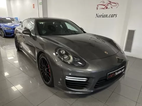 PORSCHE Panamera Panamera GTS PDK