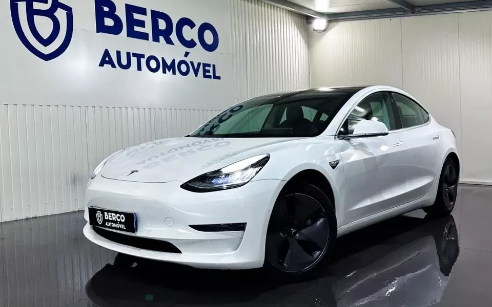 Tesla Model 3 Long-Range Dual Motor AWD