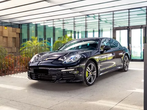 Porsche Panamera S E-Hybrid