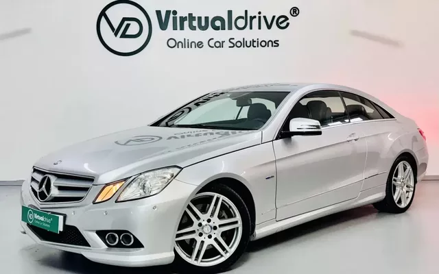 Mercedes-Benz E 220 CDi BlueEfficiency