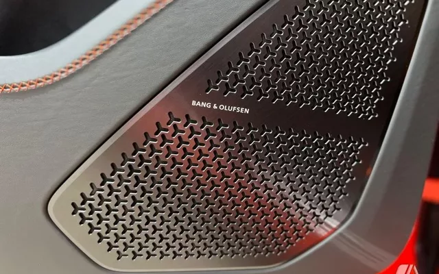 LAMBORGHINI Urus Urus SE