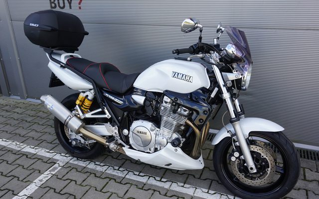 Yamaha XJR 1300