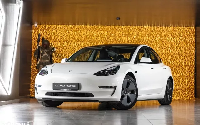 Tesla Model 3 Long Range Tração Integral Premium
