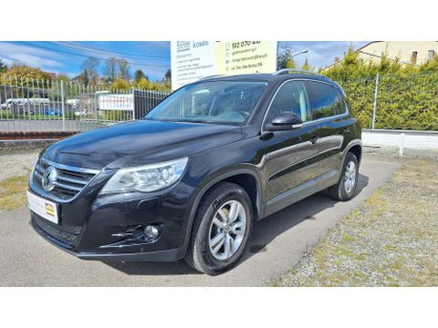 VOLKSWAGEN TIGUAN 2,0 E, 2011 ROK
