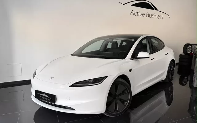 Tesla Model 3 Tração Traseira Premium