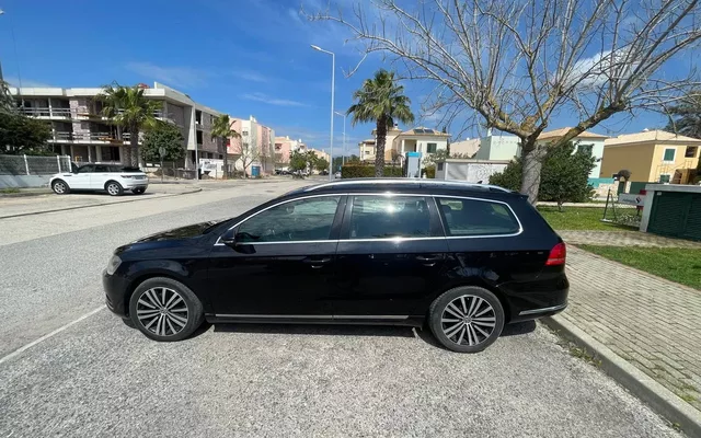 VW Passat Variant