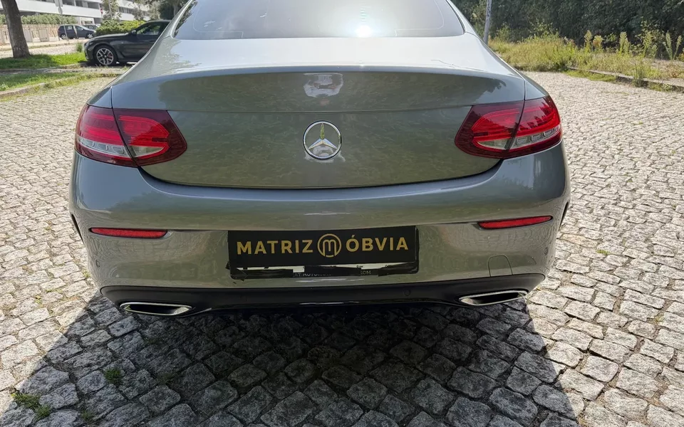 Mercedes-Benz C 220 d 9G-TRONIC AMG Line