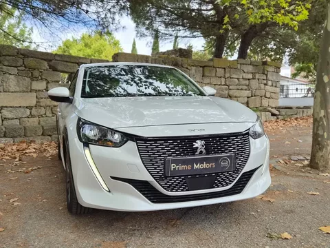Peugeot e-208 Allure+