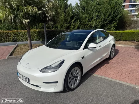 Tesla Model 3 Long Range AWD Dual Motor