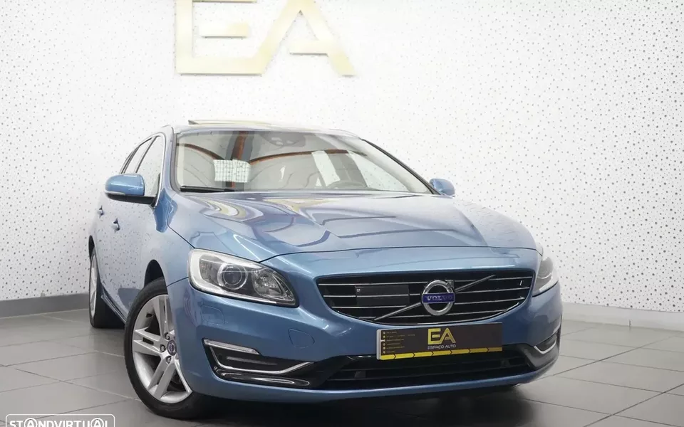 Volvo V60 2.4 D6 Summum AWD Phev