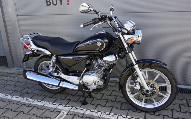 Yamaha YBR 125 CUSTOM