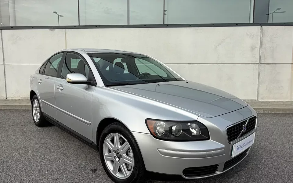 Volvo S40 2.0 D Nível 1