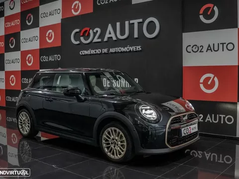 MINI 3 Portas Cooper C Favoured M