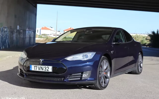 Tesla Model S 85 Perfomance