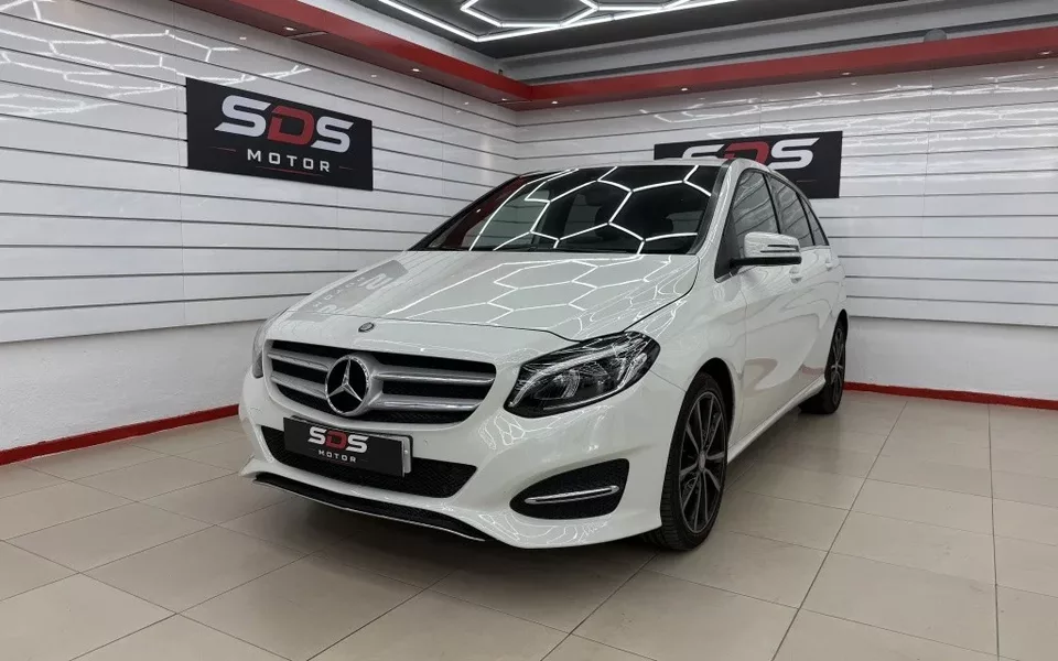 MERCEDES-BENZ Clase B MERCEDES-BENZ Clase B Familiar Manual de 5 Puertas
