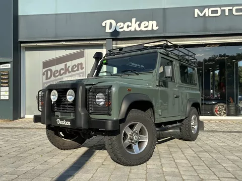 LAND-ROVER Defender Defender 90 SW E